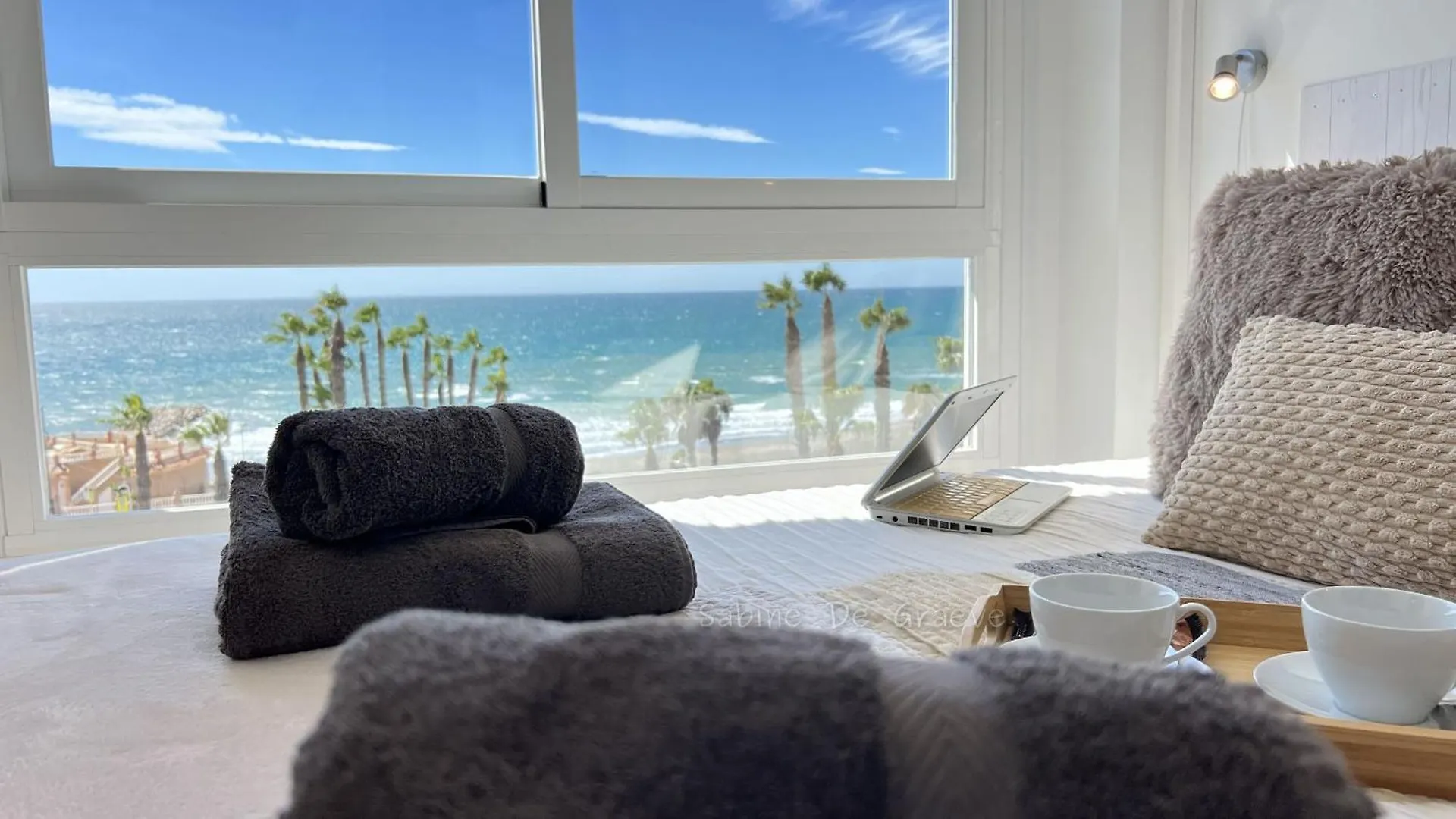 Apartamento De La Cama A La Playa ! Vista Panoramica Al Mar Ruselo R408 Solo Adulto Torrox España