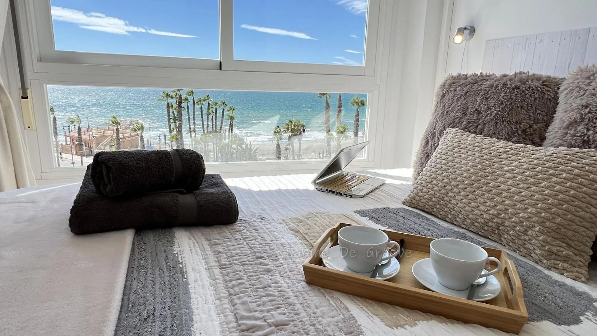 Apartamento De La Cama A La Playa ! Vista Panoramica Al Mar Ruselo R408 Solo Adulto Torrox