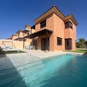 villa-saona.in-canary-islands.com/